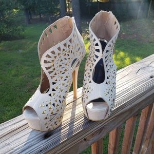 Beige platform sequined laser cut heels